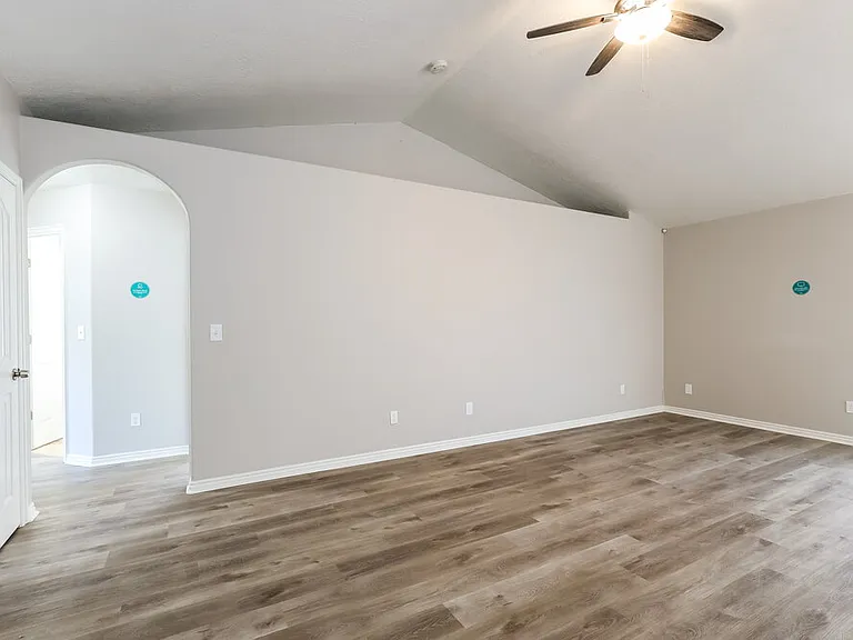 1116 N Mustang Ln — Photo 5