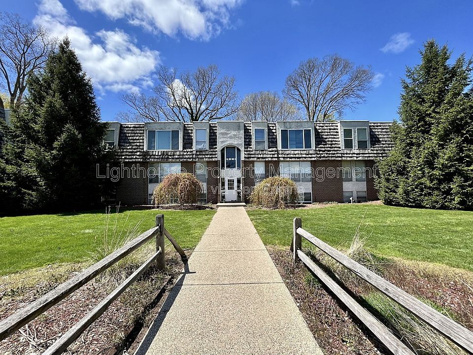 1st image of 1326 Leonard St NW APT 12