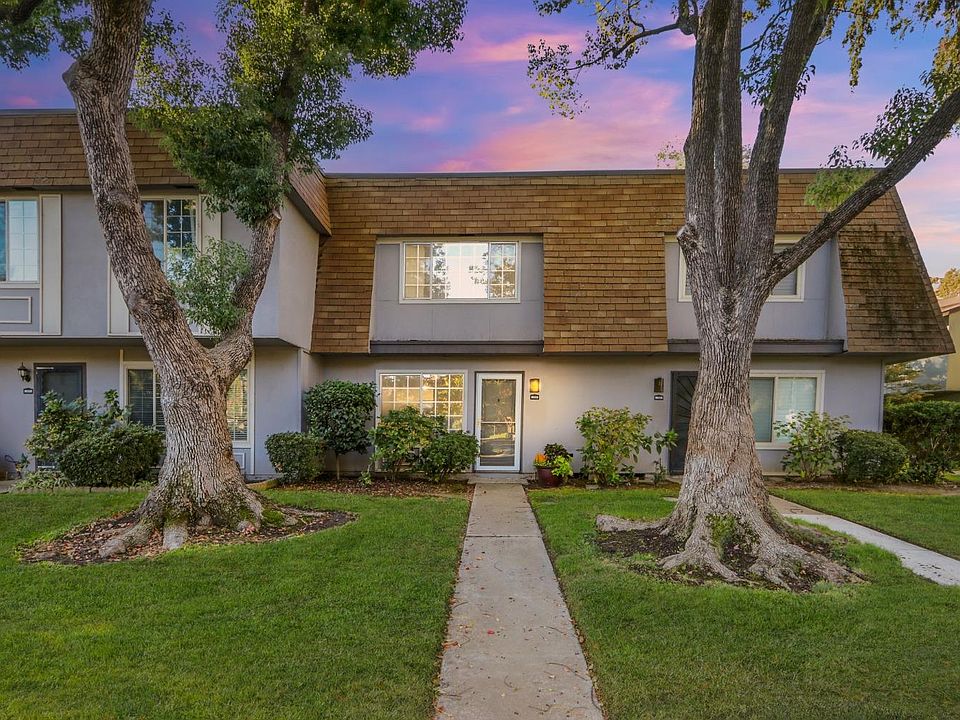 1st image of 8832 La Riviera Dr Unit B