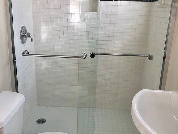 5th image of 426 W Cereza Way #1