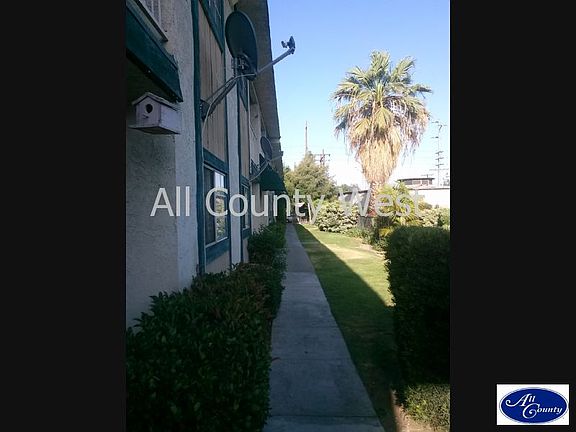 3rd image of 455 S Campus Ave APT Q
