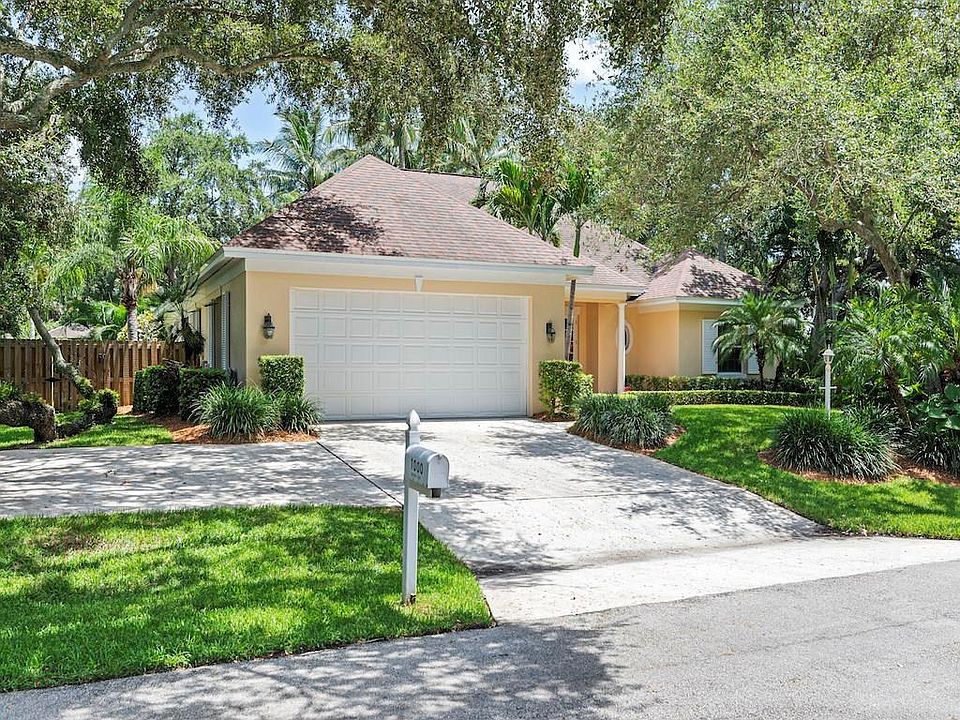 1st image of 1000 Orchid Oak Dr