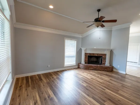 2523 Brookhaven Dr, Bossier City, LA 71111