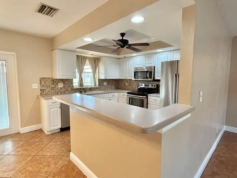 4343 SW Sands Blvd — Photo 54