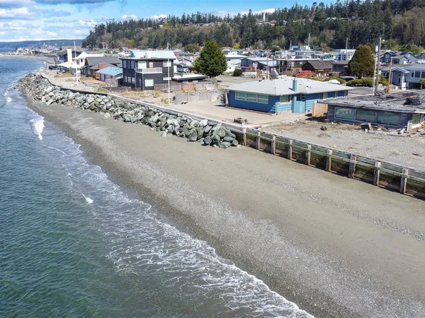 3780 Oceanside Drive, Greenbank, WA 98253