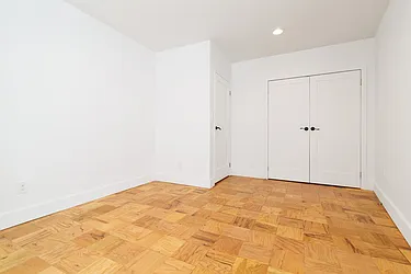 Rented by Mossanen Group