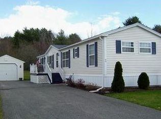 40 Willowbrook Ln, Levant, ME 04456