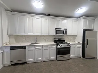 136 Hicks Street, #1H