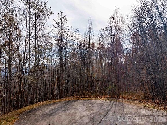 2nd image of 242 Nottingham Dr