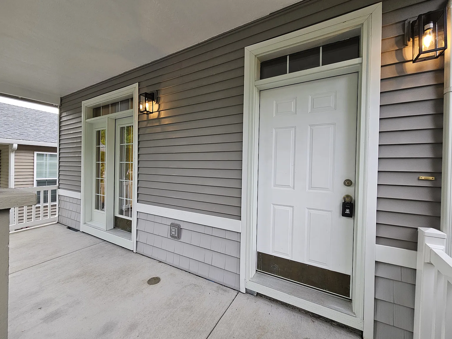 3 bed, 1150 sqft, $2,350 — Photo 2