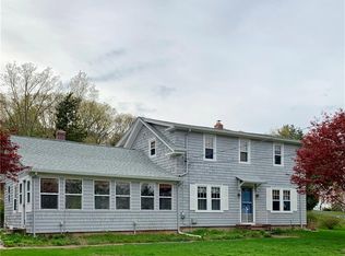 737 Commonwealth Ave, Warwick, RI 02886