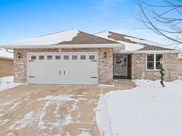 3816 Shore Crest Ln, Green Bay, WI 54311