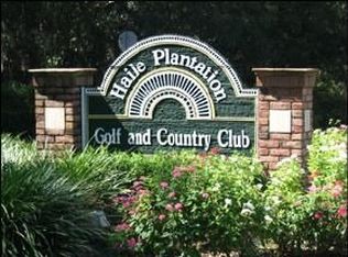 9757 SW 52nd Ln, Gainesville, FL 32608