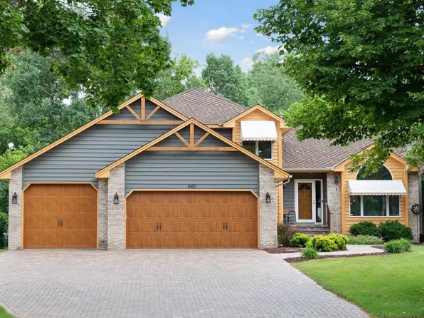 440 83rd Ave NW, Coon Rapids, MN 55433