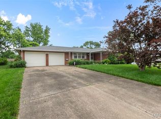 626 Sue Dr, Jackson, MO 63755