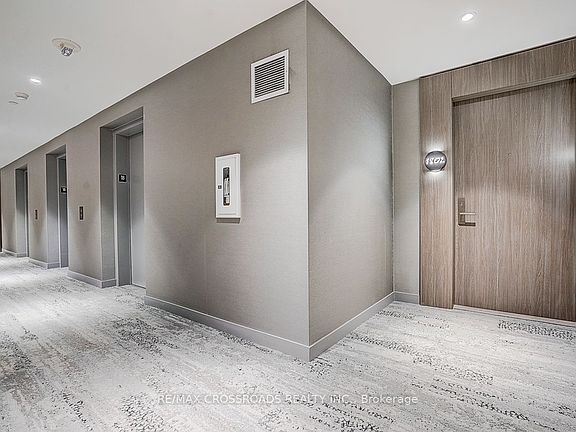 3rd image of 161 Roehampton Ave #1802