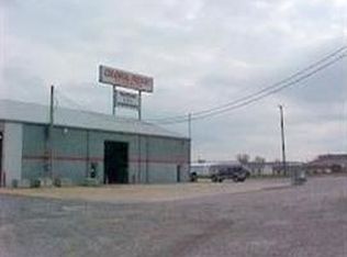 101 W Evergreen St, Strafford, MO 65757