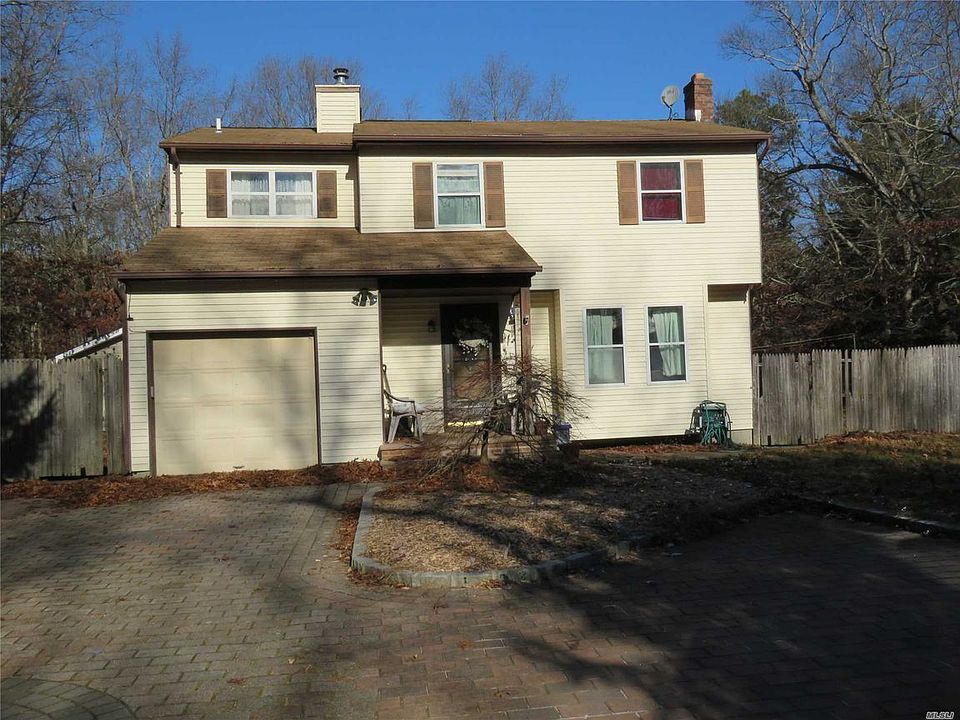 1st image of 1 Clare Ct