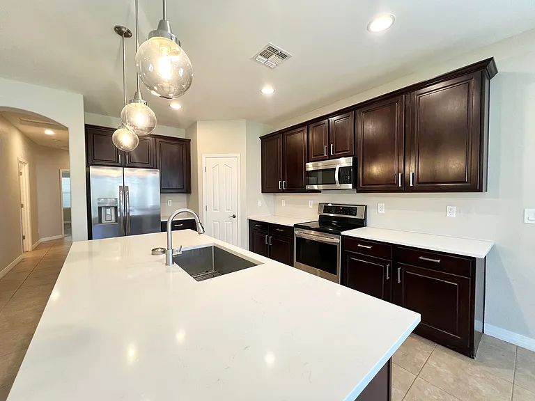 2936 E Tonto Dr — Photo 5