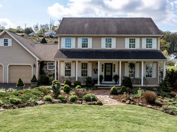 114 Arbutus Park Rd, Bloomsburg, PA 17815