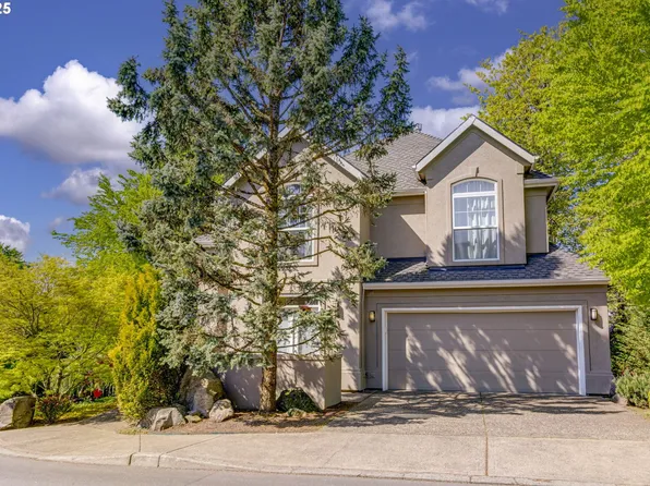 38 Morningview Cir, Lake Oswego, OR 97035