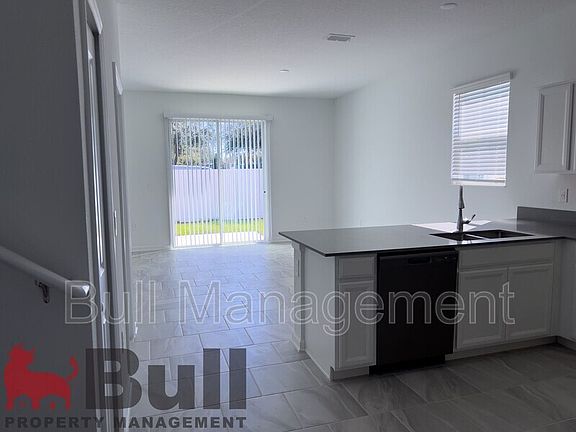 4th image of 7503 Atlantis Way