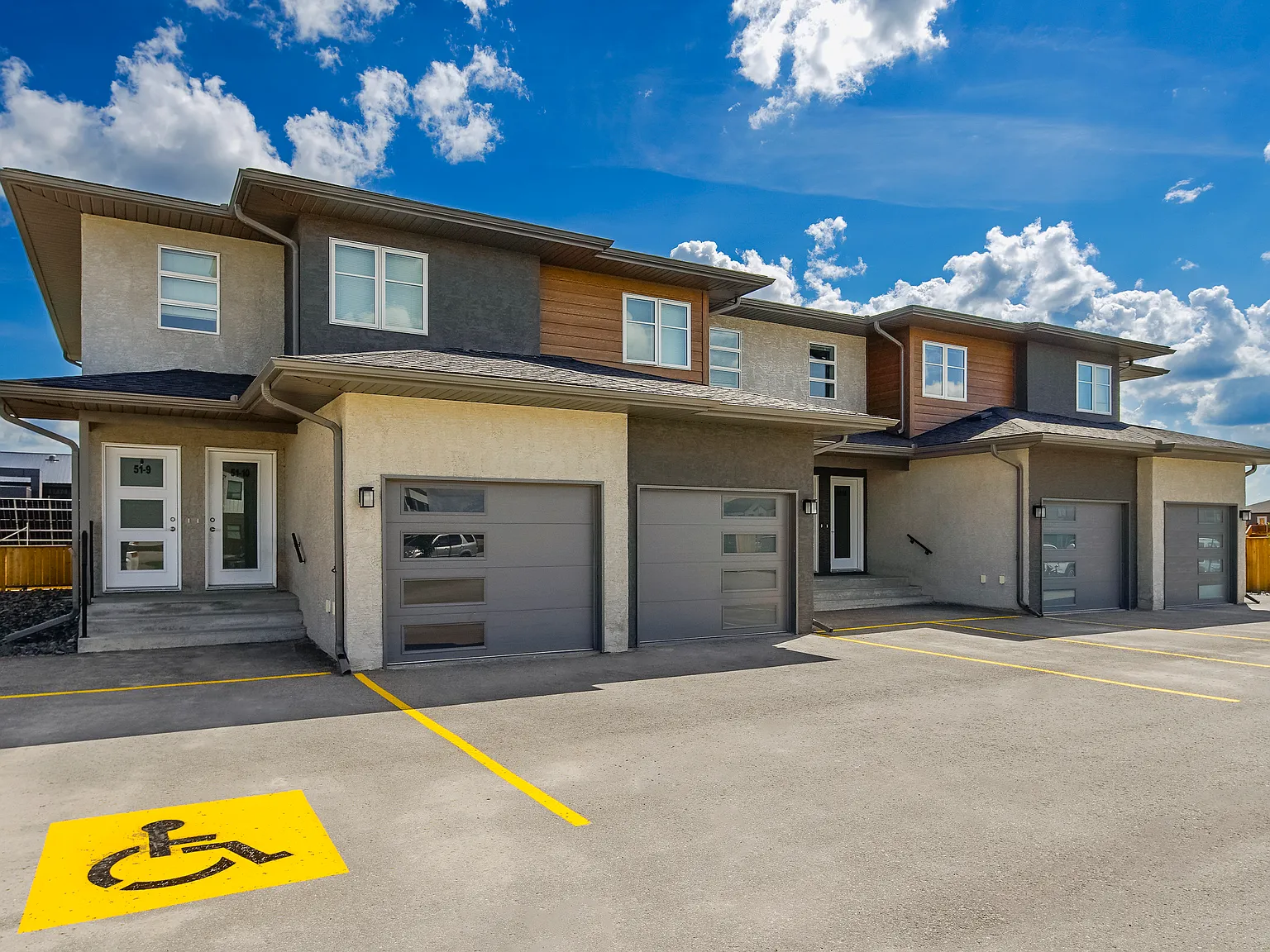 51 Edgemont Place — Photo 4