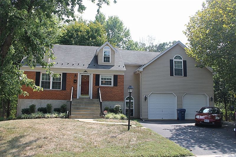 1st image of 9511 Damascus Dr