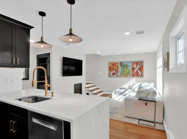 305 Sherman Avenue image 2 of 48