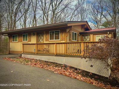 1243 Golden Slipper Rd, Bartonsville, PA, 18321