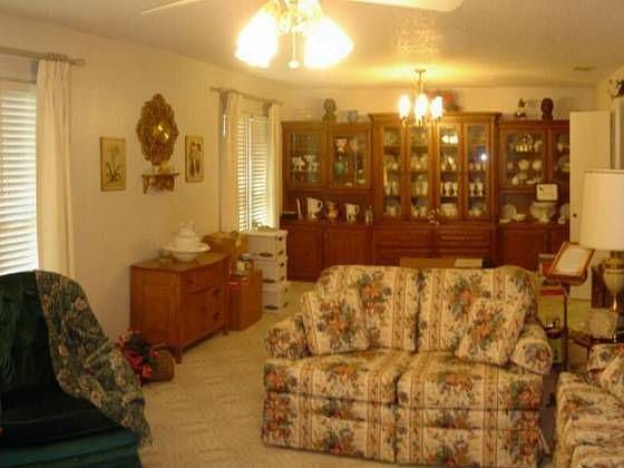 1st image of 30 Royal Place Cir