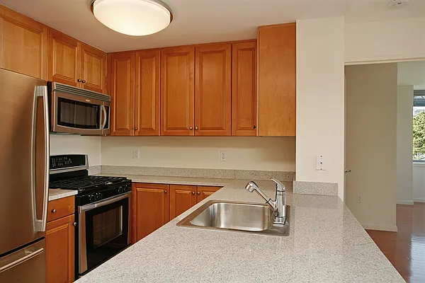 Rented by Corcoran | media 68