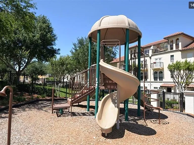 3012 Porta Romano Way — Photo 14