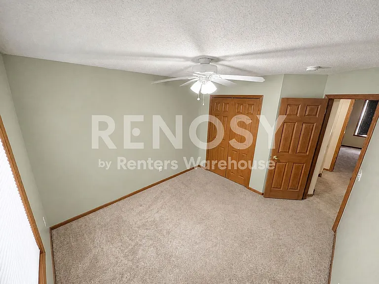 17505 48th Pl N — Photo 14