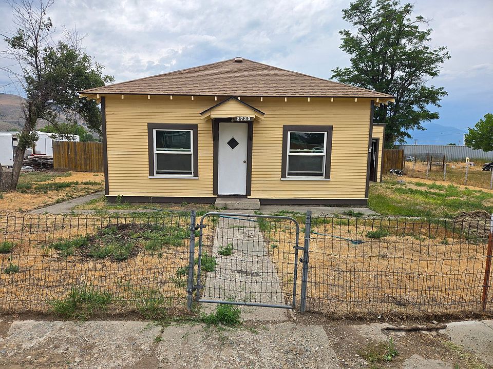 1st image of 2735 12th St