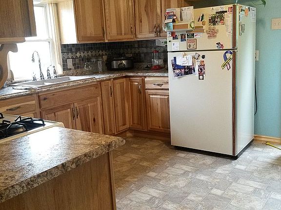 4th image of 1111 Ford Ave