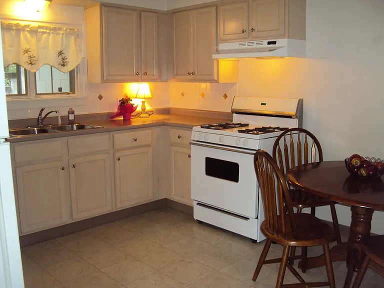 18 Brook St #5 — Photo 2