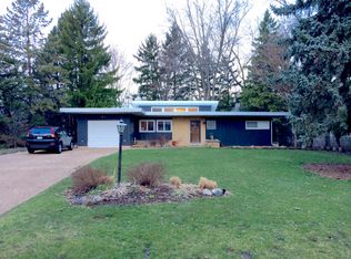 165 Leanore Ln, Brookfield, WI 53005