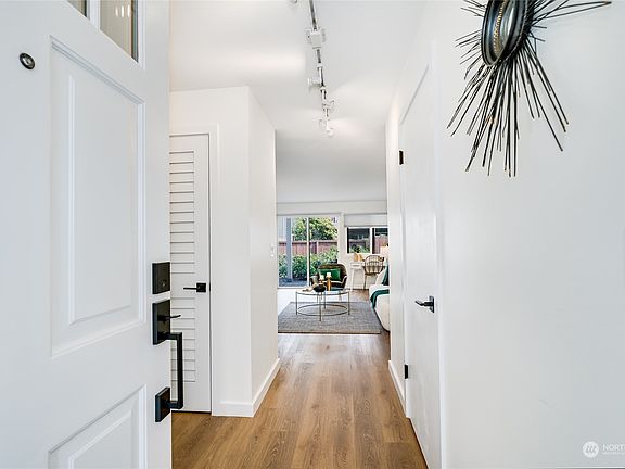 3rd image of 5710 122nd Avenue SE #187