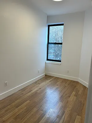 Rented by Voro Purple LLC | media 6