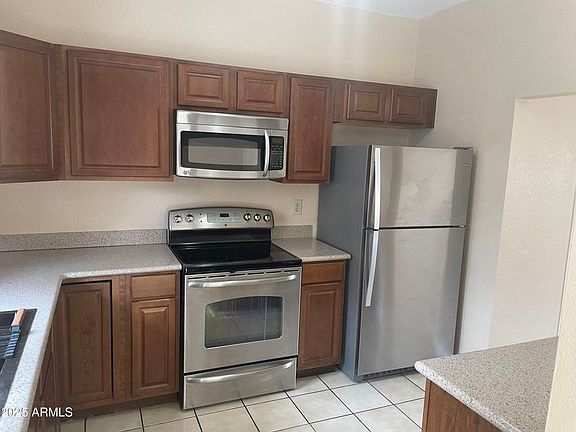 2nd image of 3431 W Morrow Dr Unit 6
