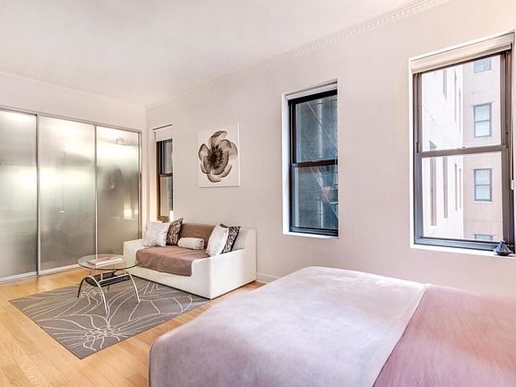 3rd image of 56 Pine St #9CC