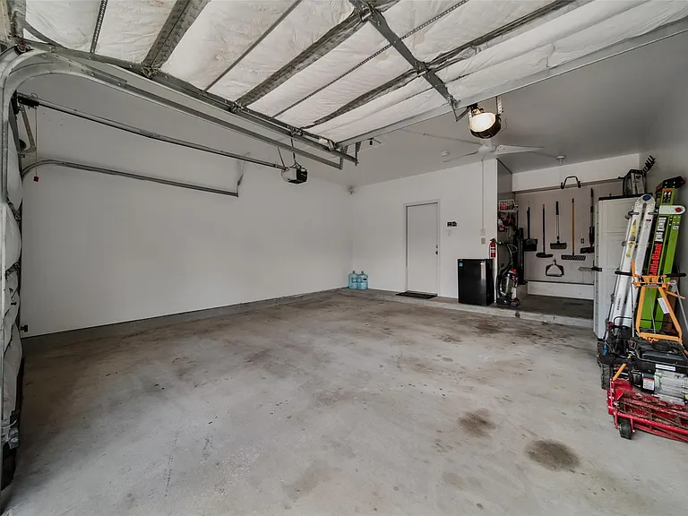 9514 Trailing Moss Dr — Photo 30
