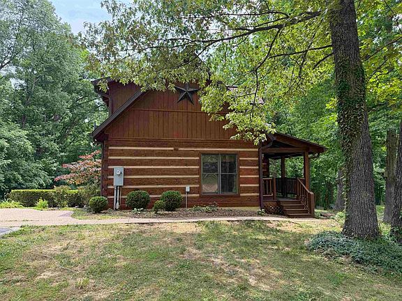 5th image of 400 Forest Ln