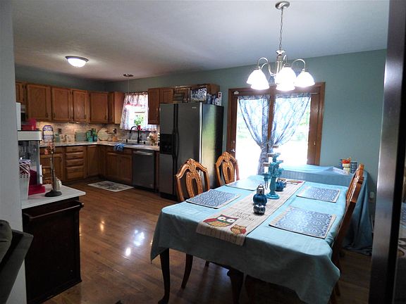 4th image of 87 Meadow Creek Dr
