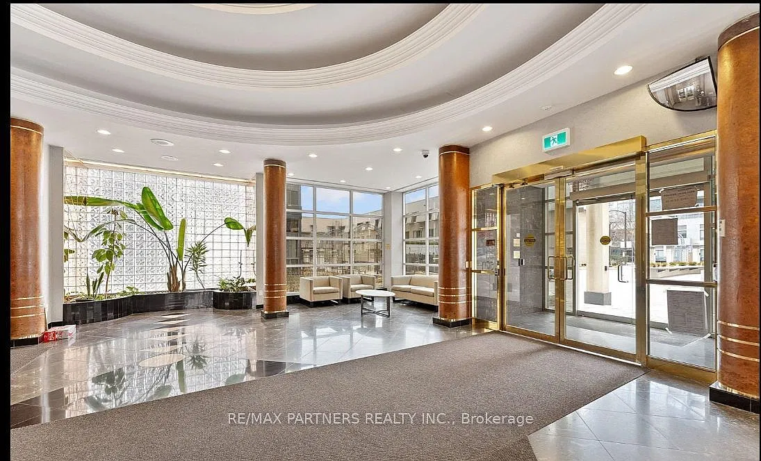 2 bed, $2,600 — Photo 2