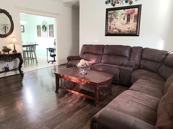 5th image of 307 Sunflower Estates Ln