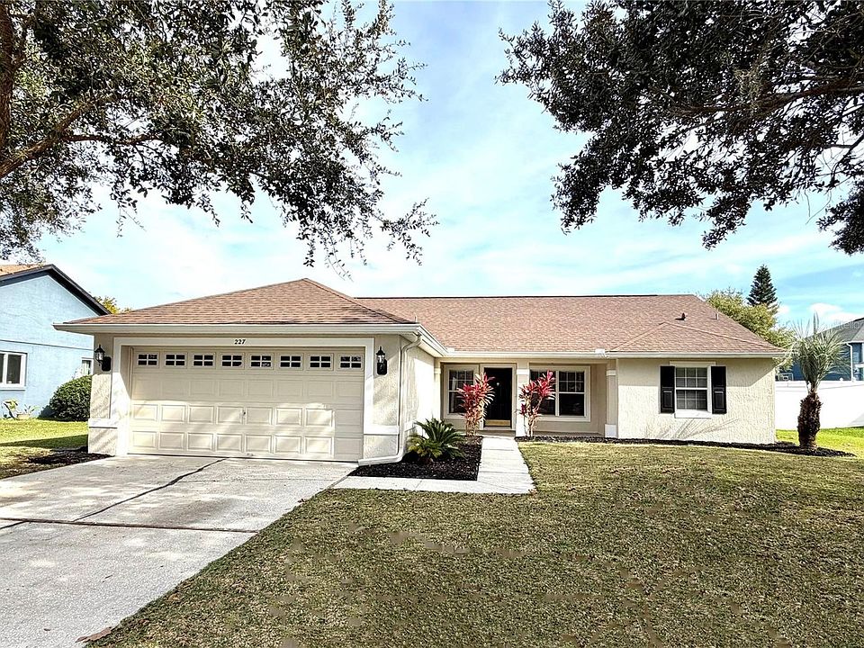 1st image of 227 Traditions Dr