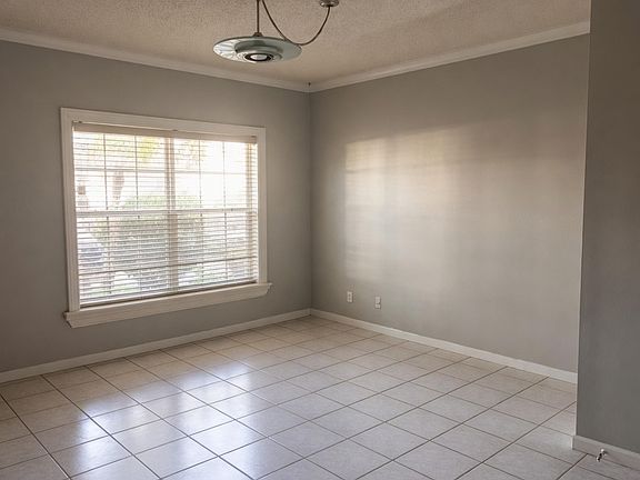 3rd image of 5662 NW 99th Way