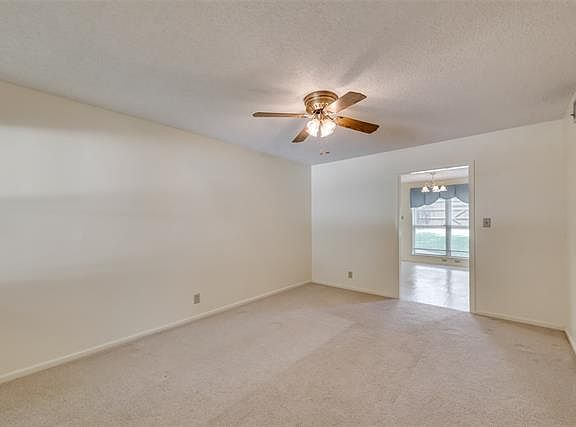 4th image of 1224 Donna Dr